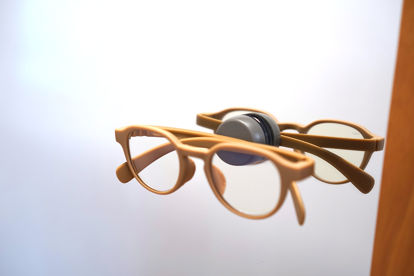 READING Base Magnet(ベースマグネット)