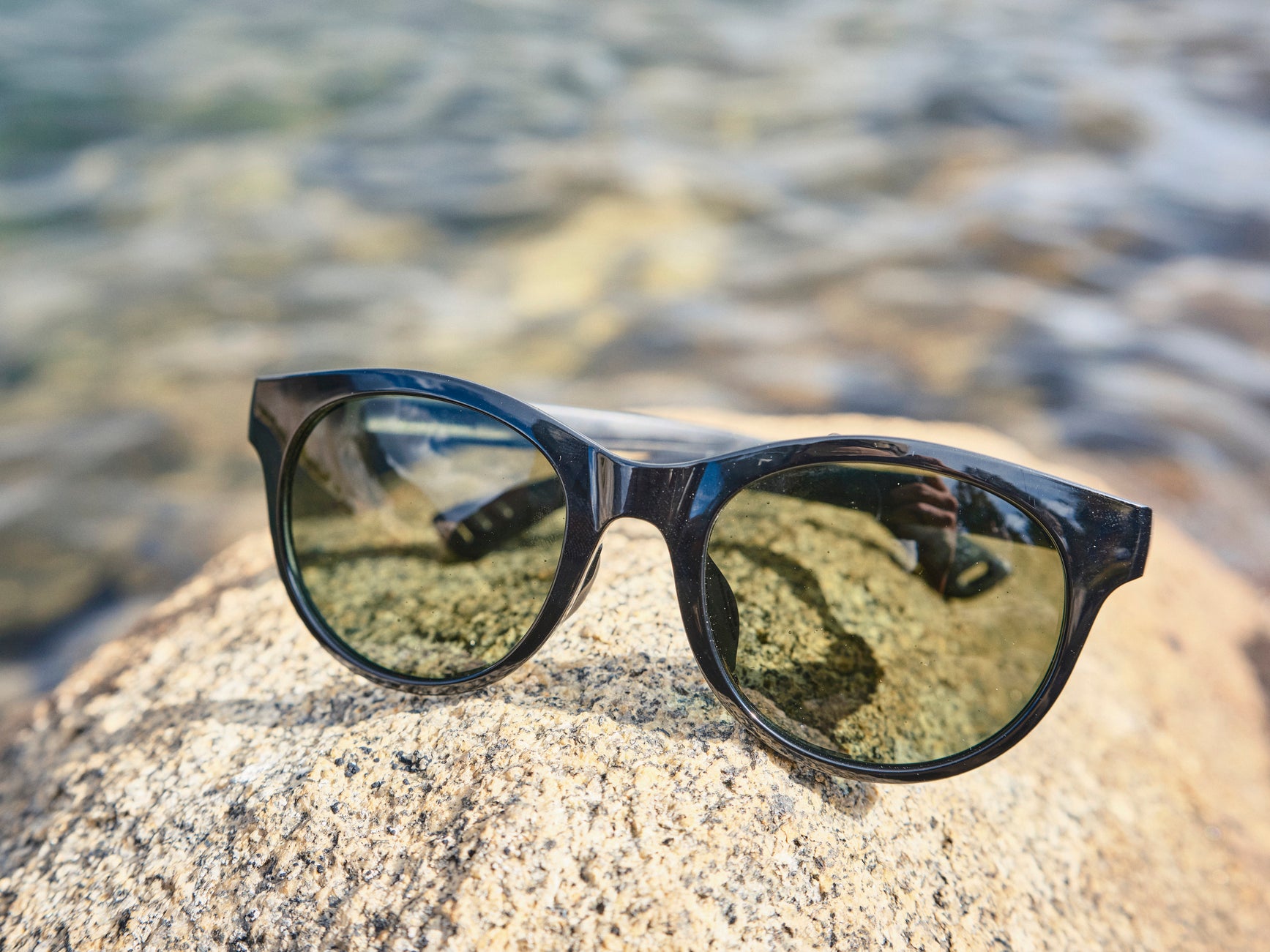 MESA BLACK / GR – FLOAT ONLINE STORE MESA BLACK / GR – FLOAT ONLINE STORE